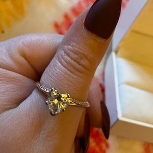 Diamond Nexus Irene 1.75tcw heart cut 14k Size 12 Engagement